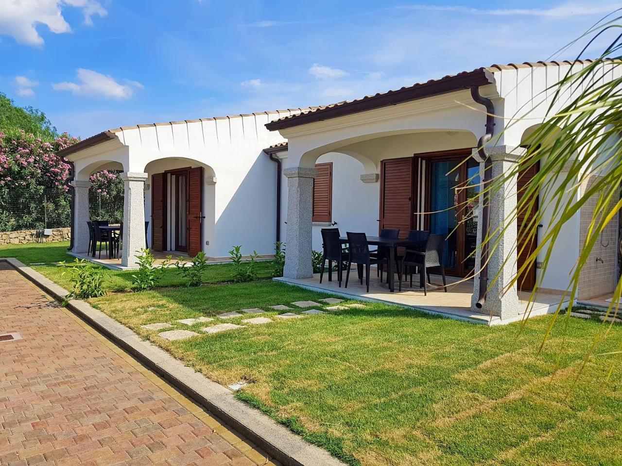 Villette Acquamarina Budoni Exterior foto